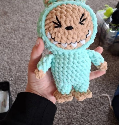 Labubu Crochet Pattern in English | Smiling Bunny